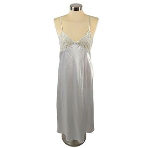 Val Mode Vintage White Lingere Lace Slip Gown